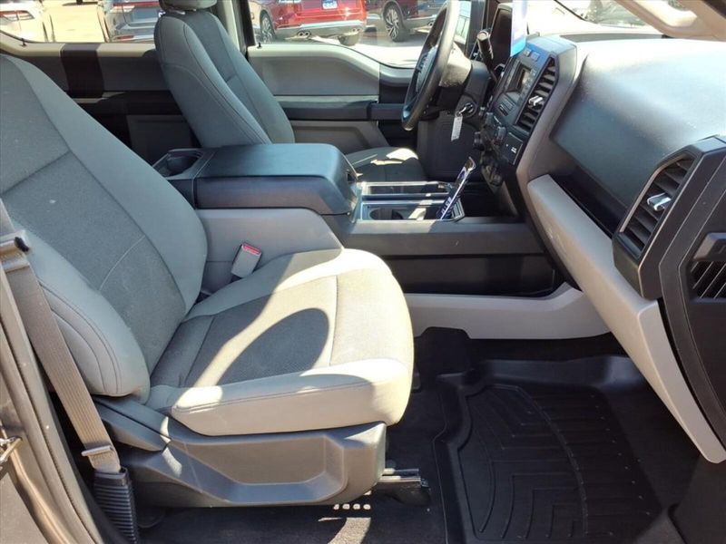 2016 Ford F-150 XL photo 4