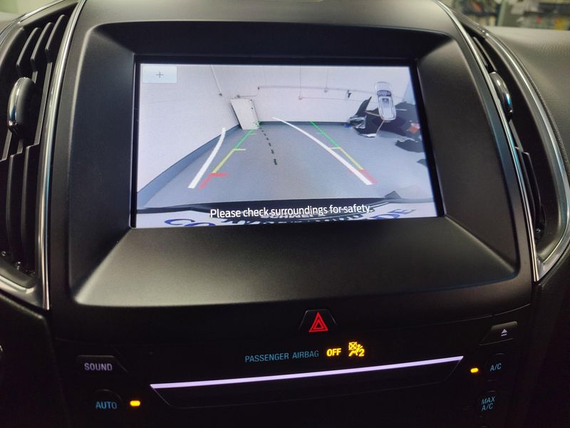 2019 Ford Edge ST AWDImage 20