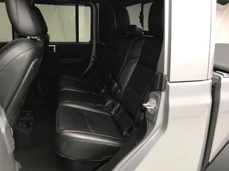 Used 2020 Jeep Gladiator RubiconImage 15