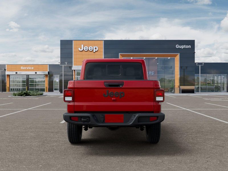 New 2026 Jeep Gladiator Sport S 4x4Image 38