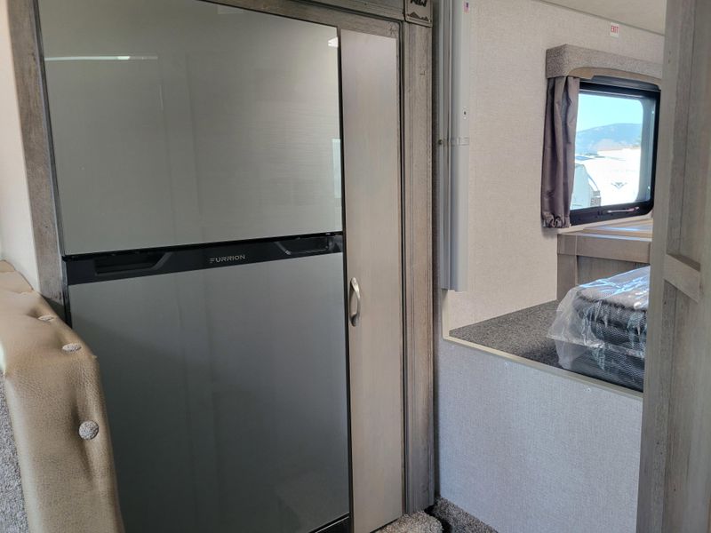 New 2026 ARCTIC FOX 992 Image 14