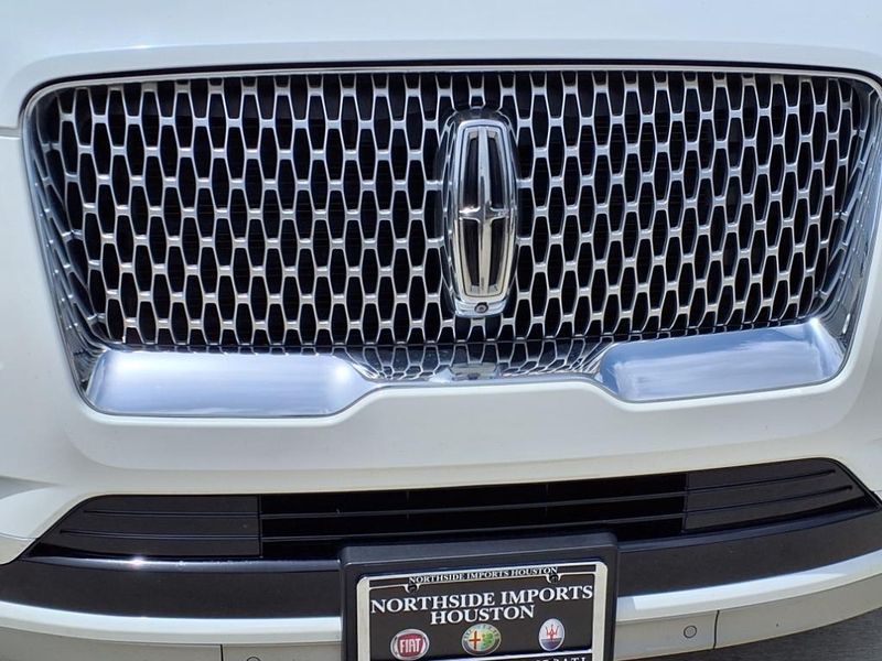 2021 Lincoln Navigator ReserveImage 10
