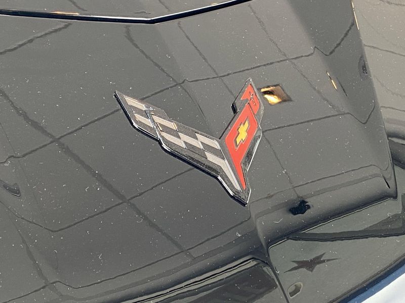 New 2025 Chevrolet Corvette 1LZImage 18