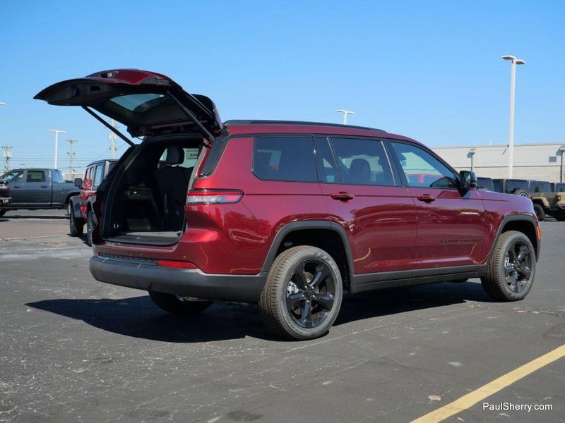New 2025 Jeep Grand Cherokee L Limited 4x4