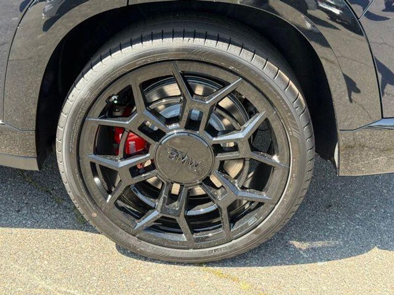 New 2026 BMW XM LabelImage 14