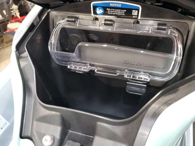 2025 Sea-Doo GTI SE 130 Image 12