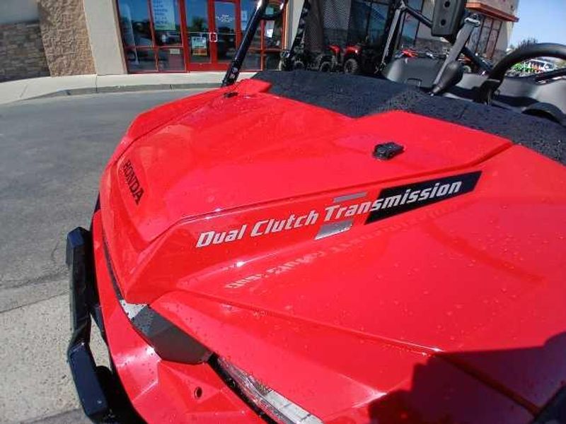 2025 Honda PIONEER 1000 