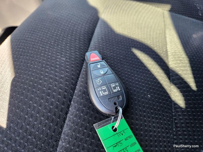 Used 2013 Dodge Grand Caravan SXT