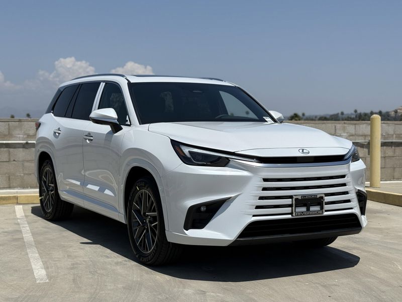 2025 LEXUS TX 350 PremiumImage 2