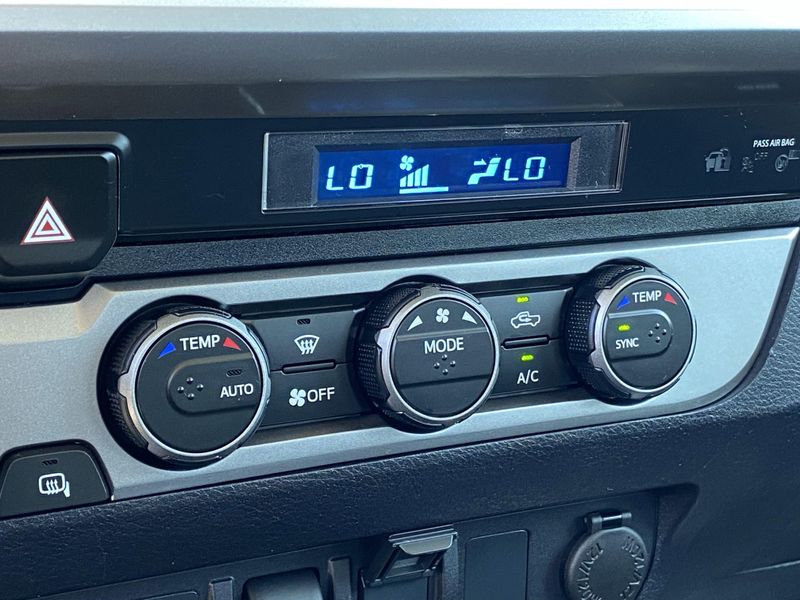 Used 2022 Toyota Tacoma SR5Image 20