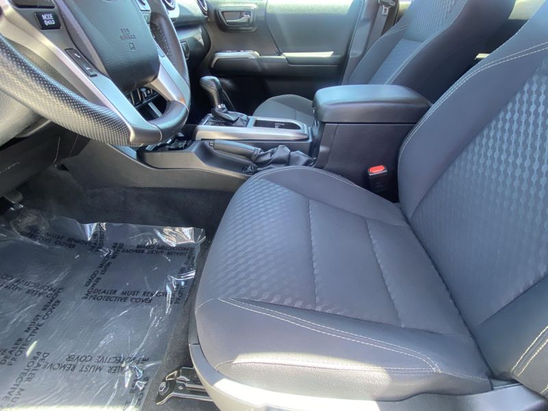 Used 2022 Toyota Tacoma SR5Image 15