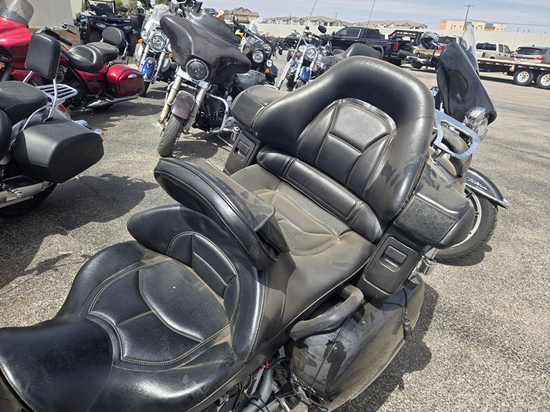 USED 2003 HONDA GOLDWING Image 13