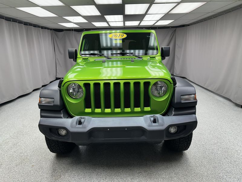 Used 2019 Jeep Wrangler Unlimited SportImage 16