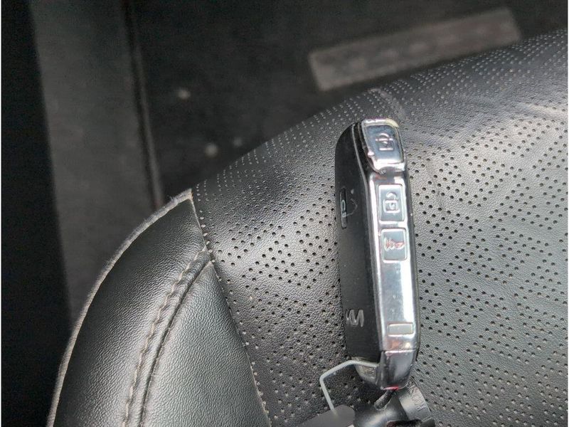 Used 2023 Kia Sorento SImage 18