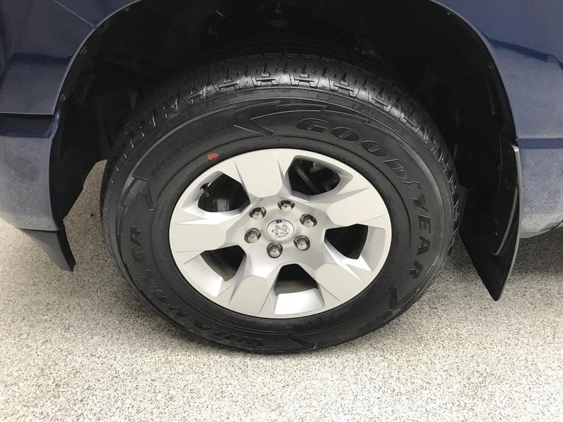 Used 2021 RAM 1500 Big HornImage 2
