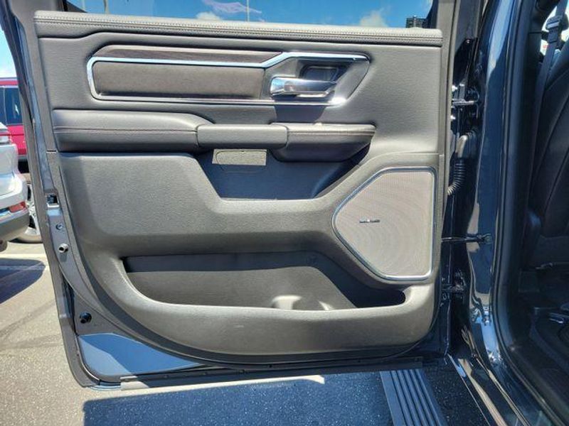 New 2026 RAM 1500 Laramie Crew Cab 4x4 5'7' Box