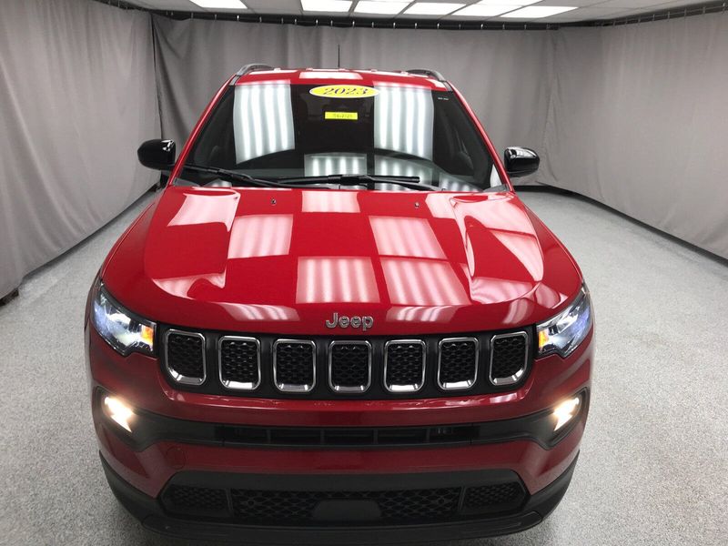 2023 Jeep Compass Latitude LuxImage 22