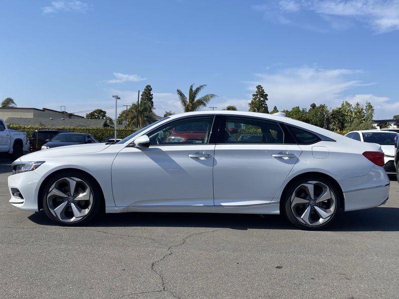 2018 Honda Accord Sedan TouringImage 2