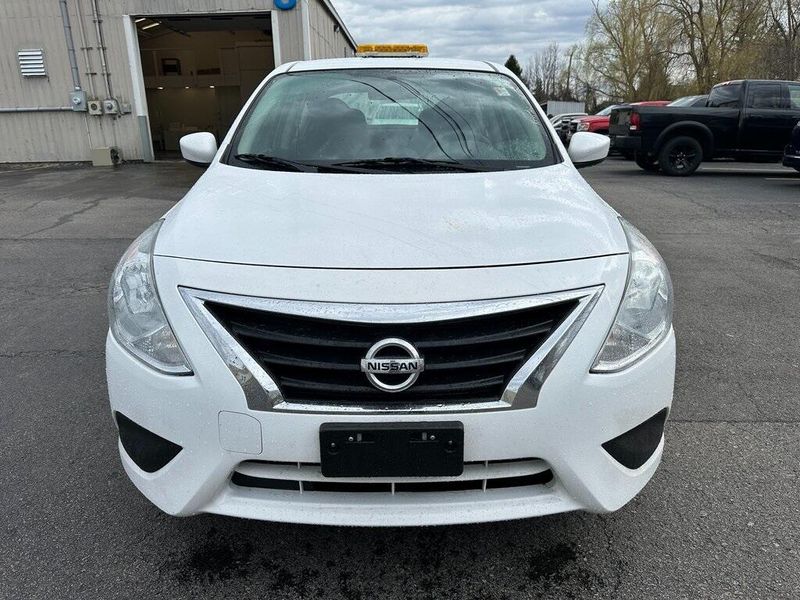 2016 Nissan Versa 1.6 S PlusImage 8