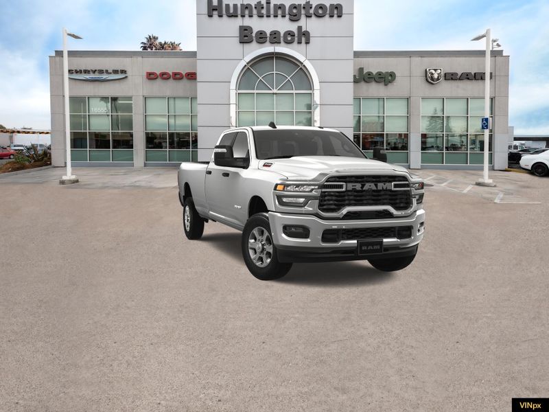 2025 RAM 3500 Big Horn Crew Cab 4x4 DuallyImage 16