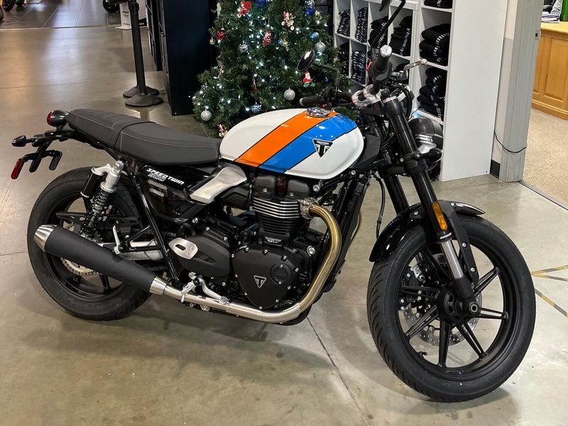 New 2025 Triumph Speed Twin 900 Image 1