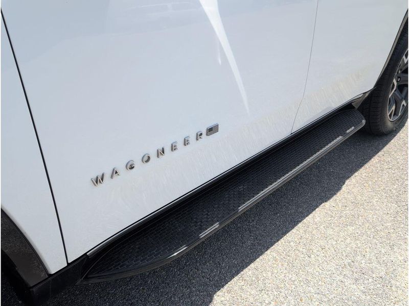 2024 Jeep Wagoneer Series IIIImage 10