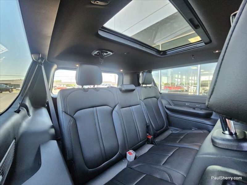 2026 Jeep Grand Wagoneer L Limited Reserve 4x4
