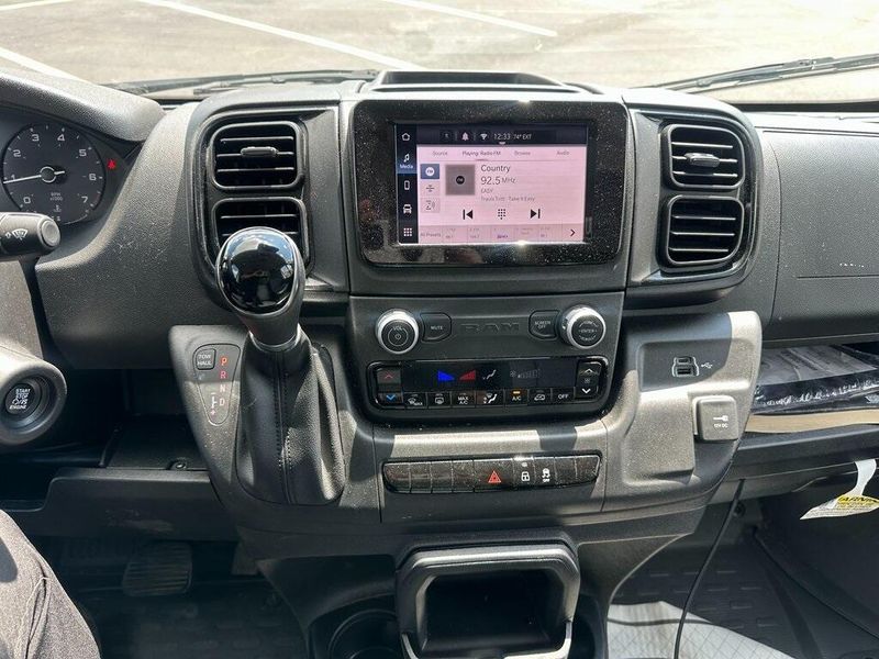 2023 RAM ProMaster 2500 High RoofImage 6
