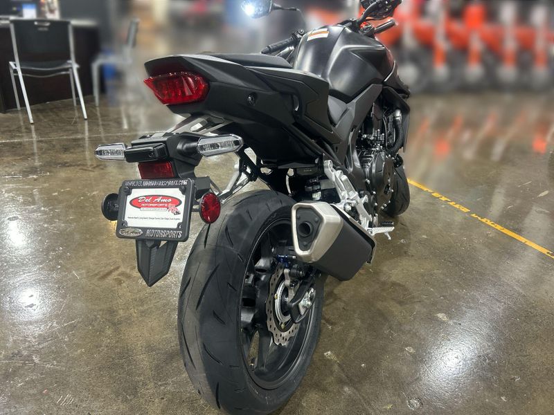 New 2025 Honda CB750 HORNET Image 14