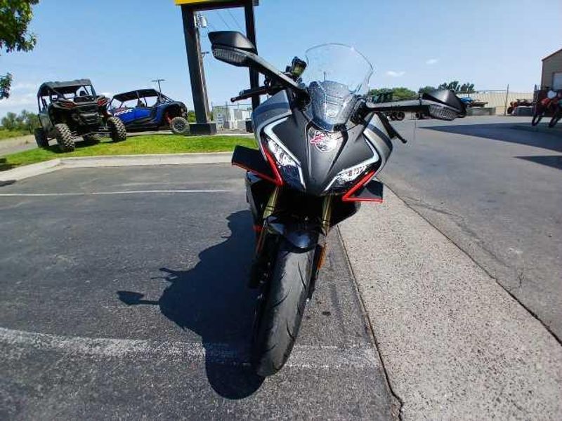 2025 CFMOTO 450SS CF4006US 