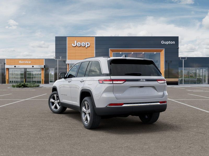 New 2026 Jeep Grand Cherokee Limited 4x4Image 29