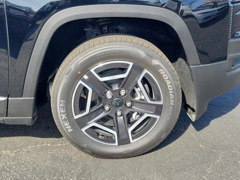 New 2026 Jeep Cherokee Limited 4x4