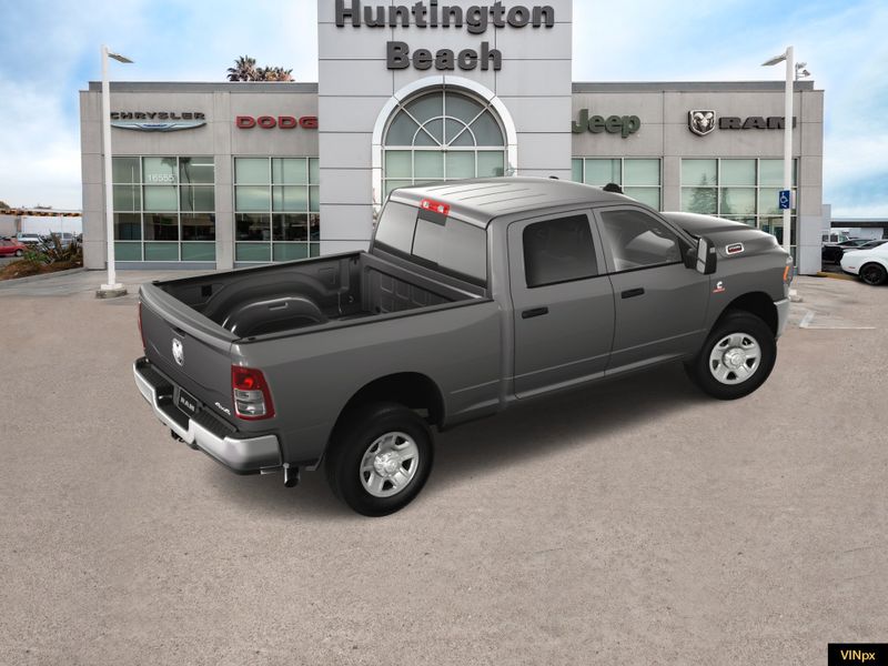 2024 RAM 2500 Tradesman Crew Cab 4x4Image 4