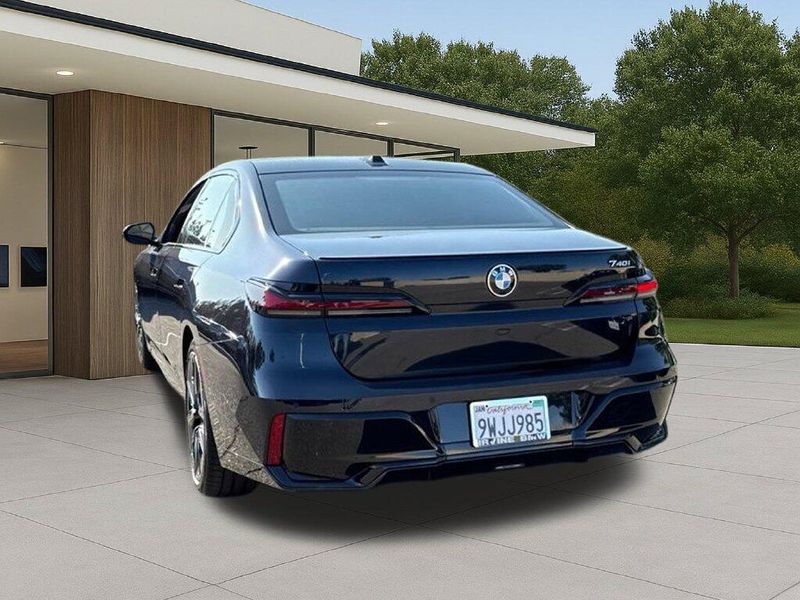 Used 2026 BMW 7 Series 740iImage 11