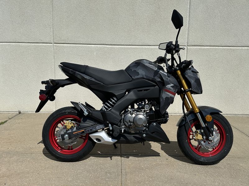 2024 Kawasaki Z125 PROImage 2