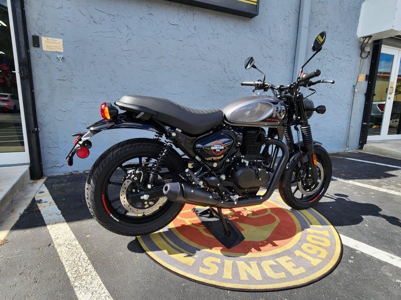 New 2024 Royal Enfield HUNTER 350 Image 12