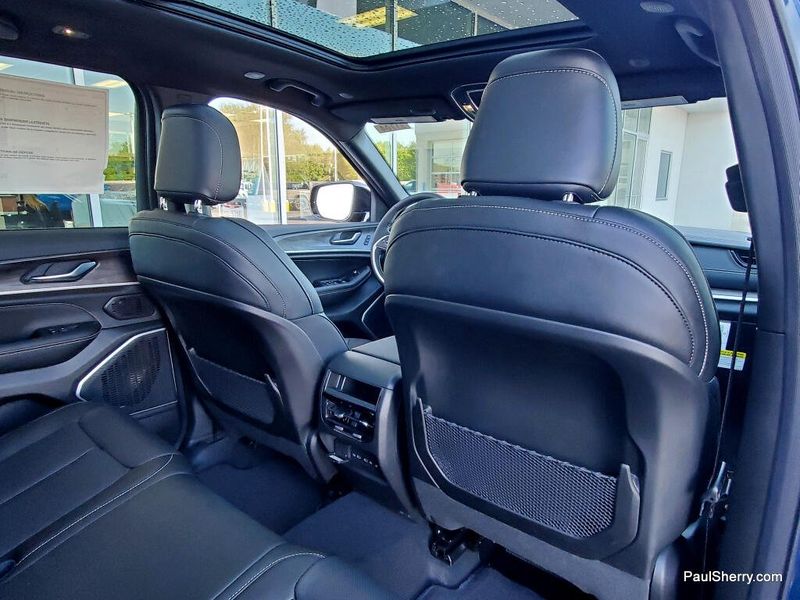 New 2026 Jeep Grand Cherokee Limited Reserve 4x4