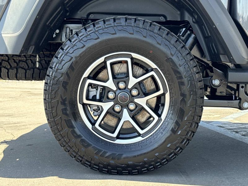 New 2026 Jeep Gladiator Rubicon 4x4