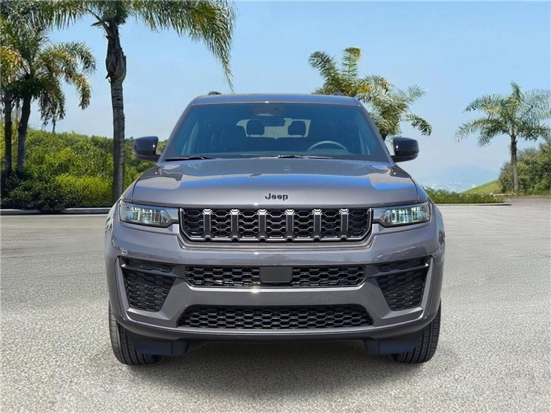 Used 2026 Jeep Grand Cherokee L Laredo Altitude 4x4