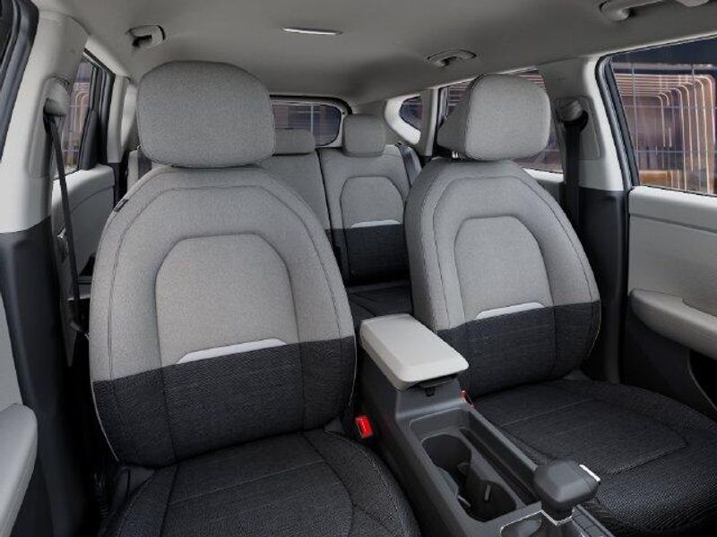New 2027 Kia Seltos LXImage 16