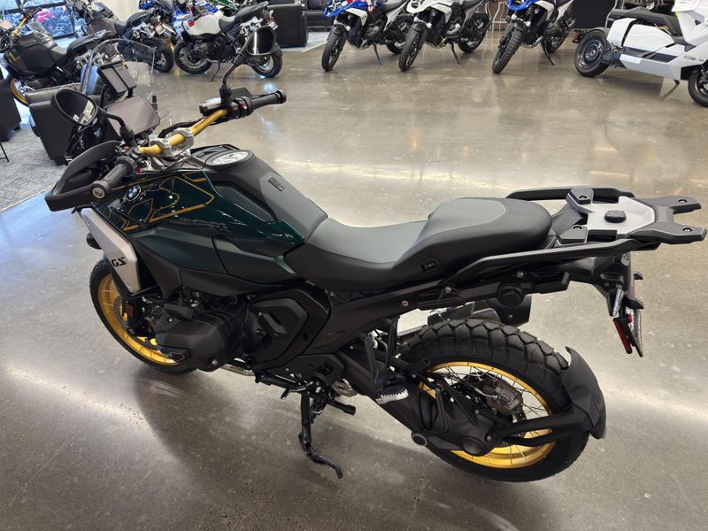 2025 BMW R 1300 GS - AURELIUS GREEN METALLIC