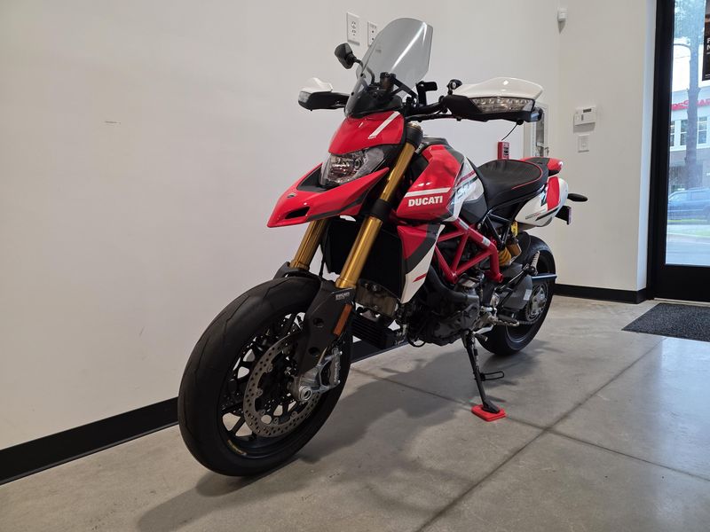 2025 Ducati Hypermotard 950 SP