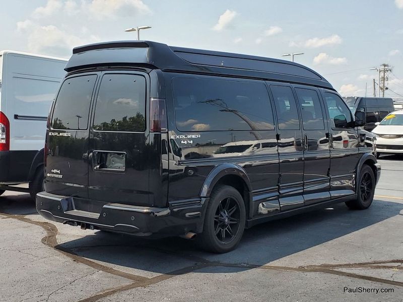 2018 Chevrolet Express 2500 Image 5