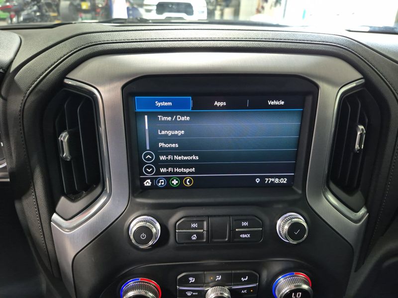Used 2021 GMC Sierra 1500 ElevationImage 26