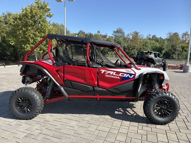 New 2026 Honda TALON1000R4 FOX LIVEVALVE Image 10