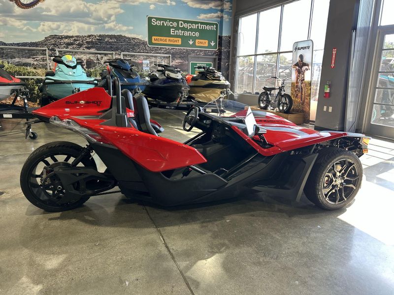 New 2025 Polaris SLINGSHOT S AUTODRIVE Image 17