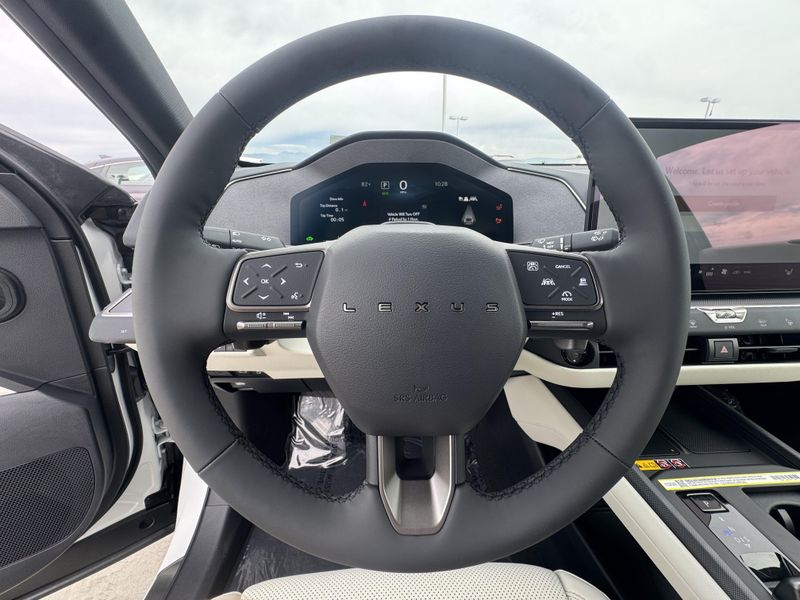 New 2026 Lexus ES 350h Premium+Image 25