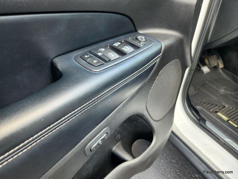 Used 2017 Jeep Grand Cherokee LimitedImage 21