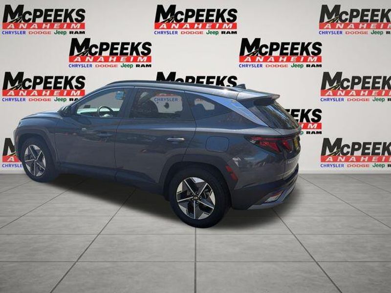 Used 2025 Hyundai Tucson SELImage 3