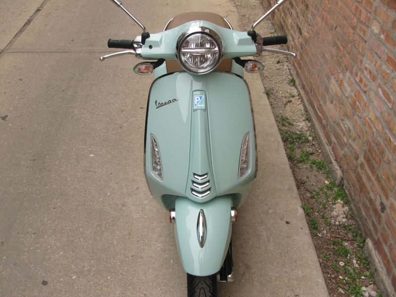 2022 Vespa Primavera 50Image 7